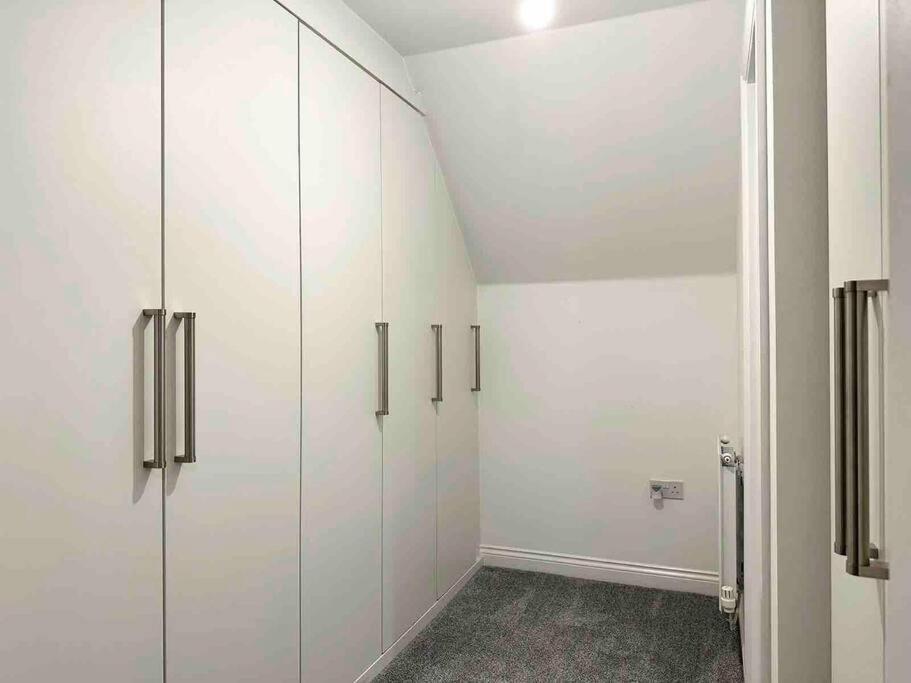 Serene Home Ideally Connected To Central London Μπρόμλεϊ Εξωτερικό φωτογραφία